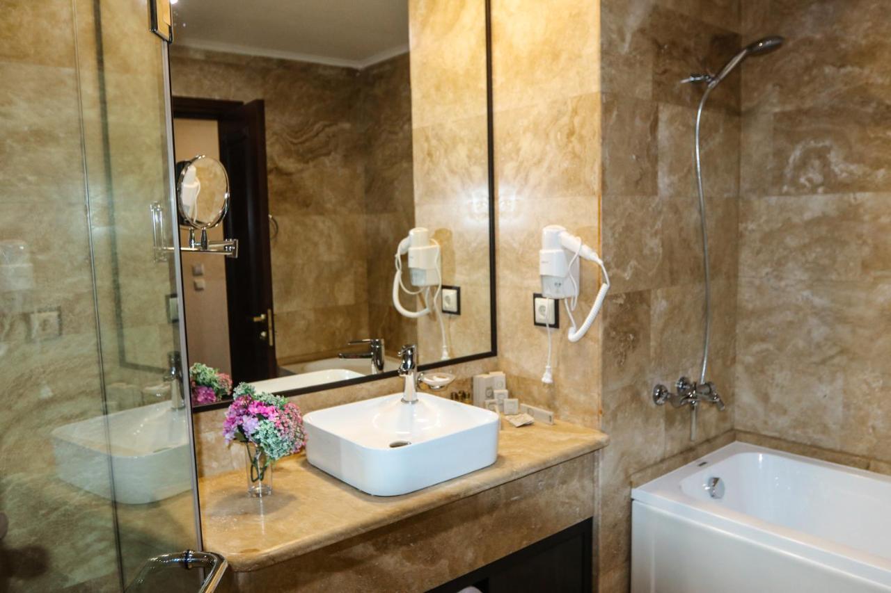 Hotel Konyak 4*