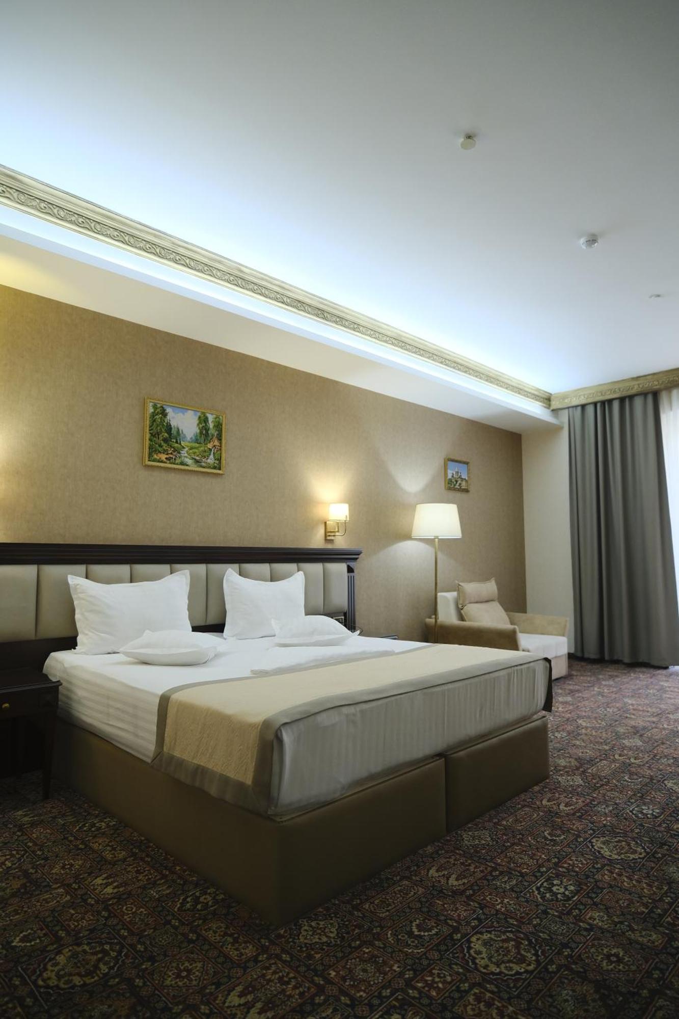 Konyak Hotel 4*